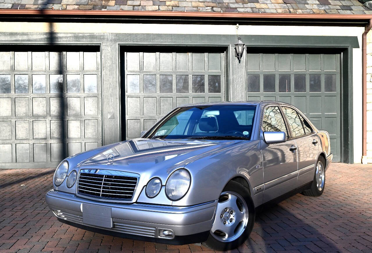Used 1997 Mercedes-Benz E 420 image 1