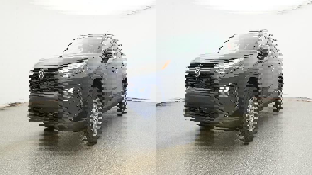 New 2025 Toyota RAV4 XLE image 32