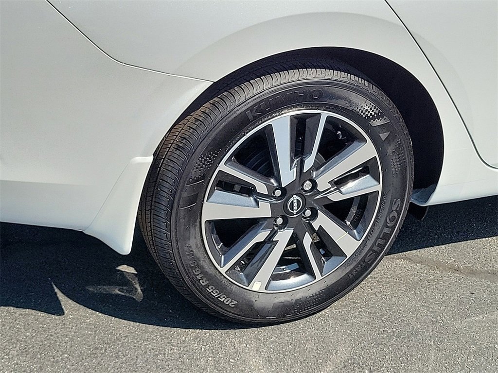 New 2025 Nissan Versa SV w/ Trunk Package image 3