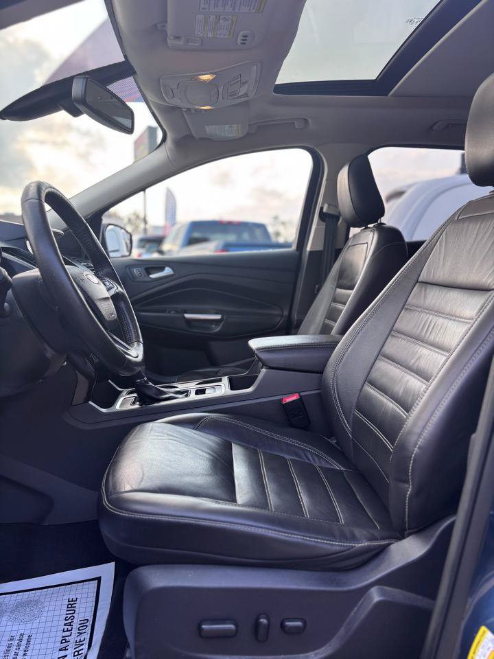 Used 2018 Ford Escape Titanium FWD image 5