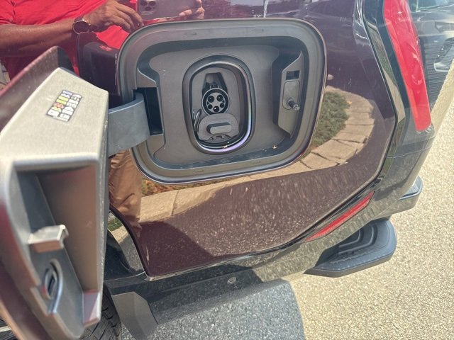 New 2025 GMC Sierra EV Denali image 8