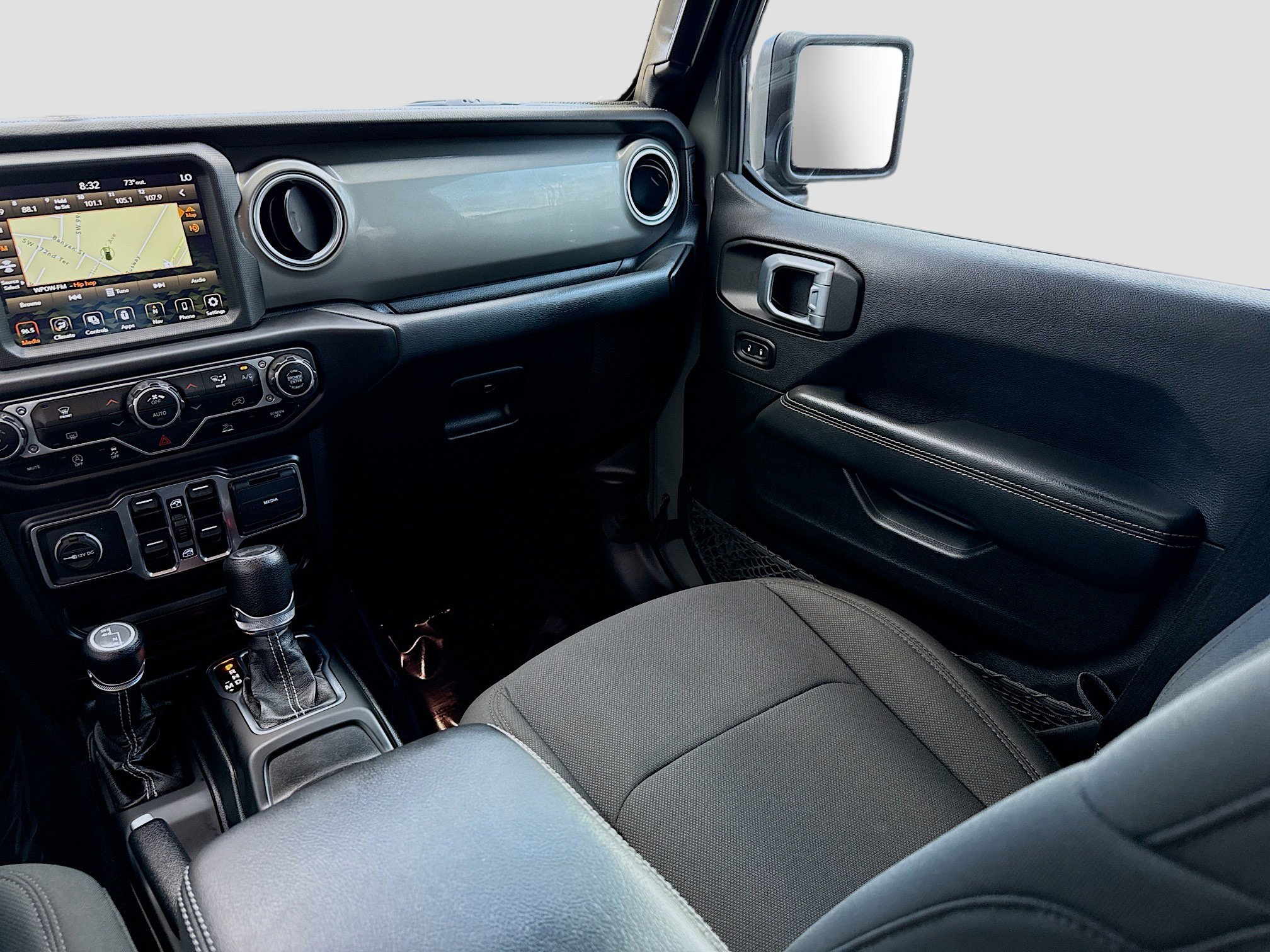 Used 2022 Jeep Wrangler Unlimited Sahara image 20