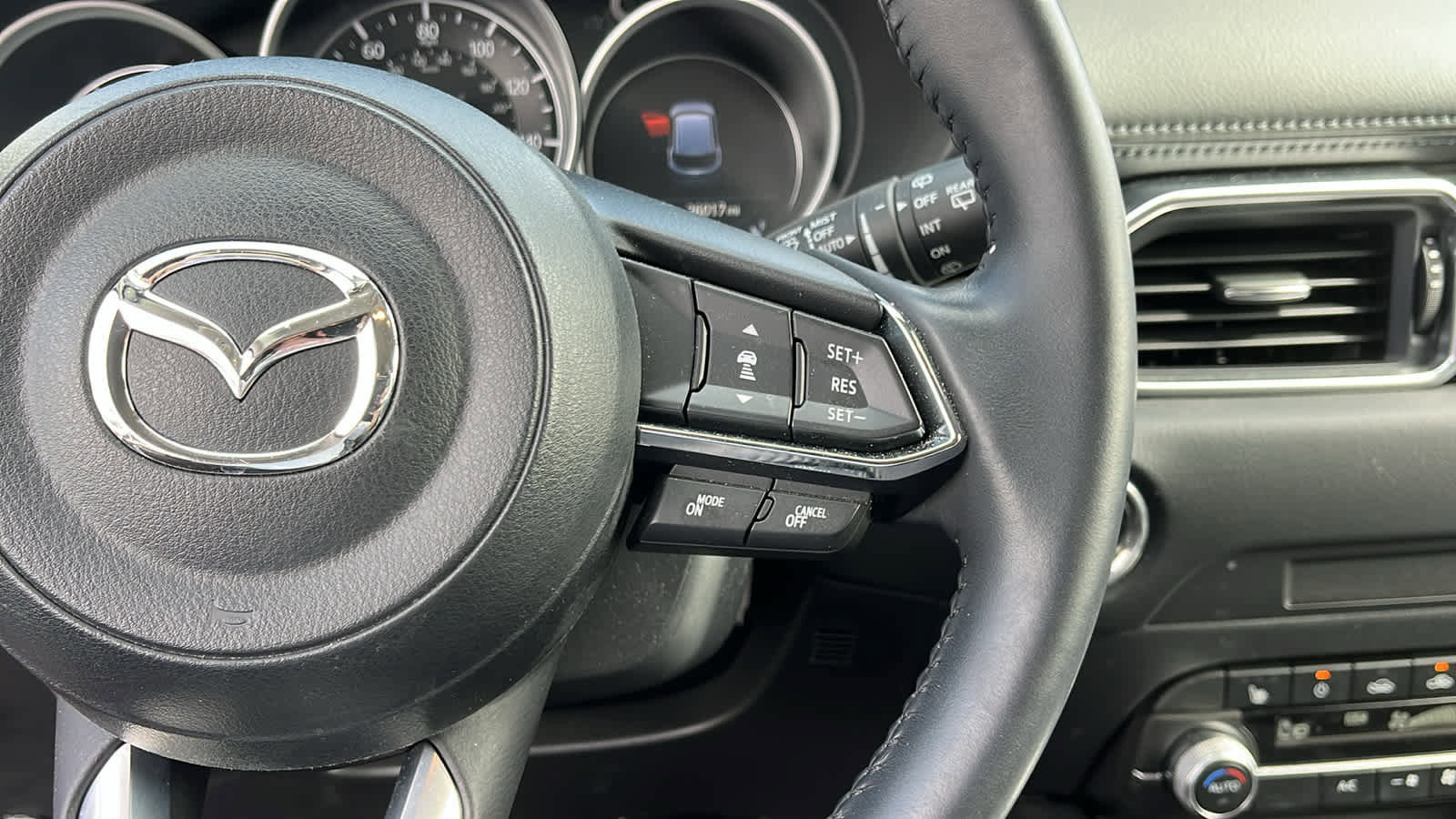 Used 2023 MAZDA CX-5 AWD 2.5 S w/ Select Package image 14