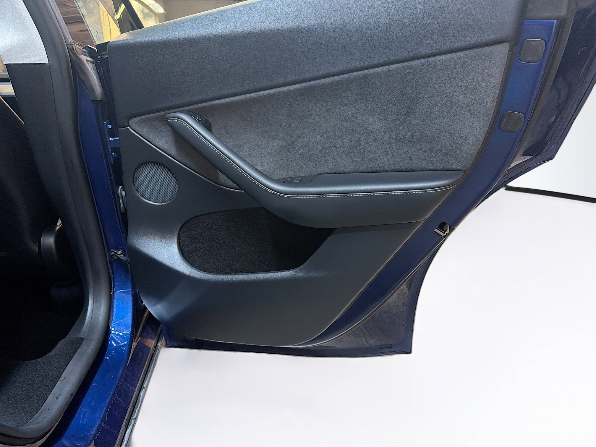 Used 2023 Tesla Model Y Long Range image 31