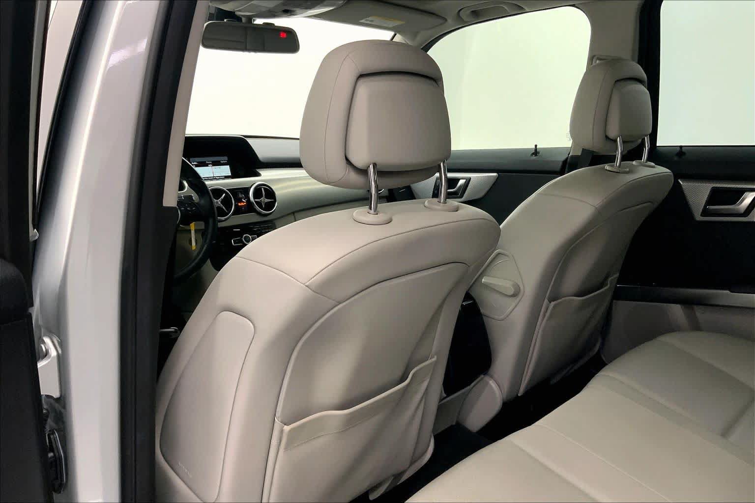 Used 2014 Mercedes-Benz GLK 350 2WD image 16
