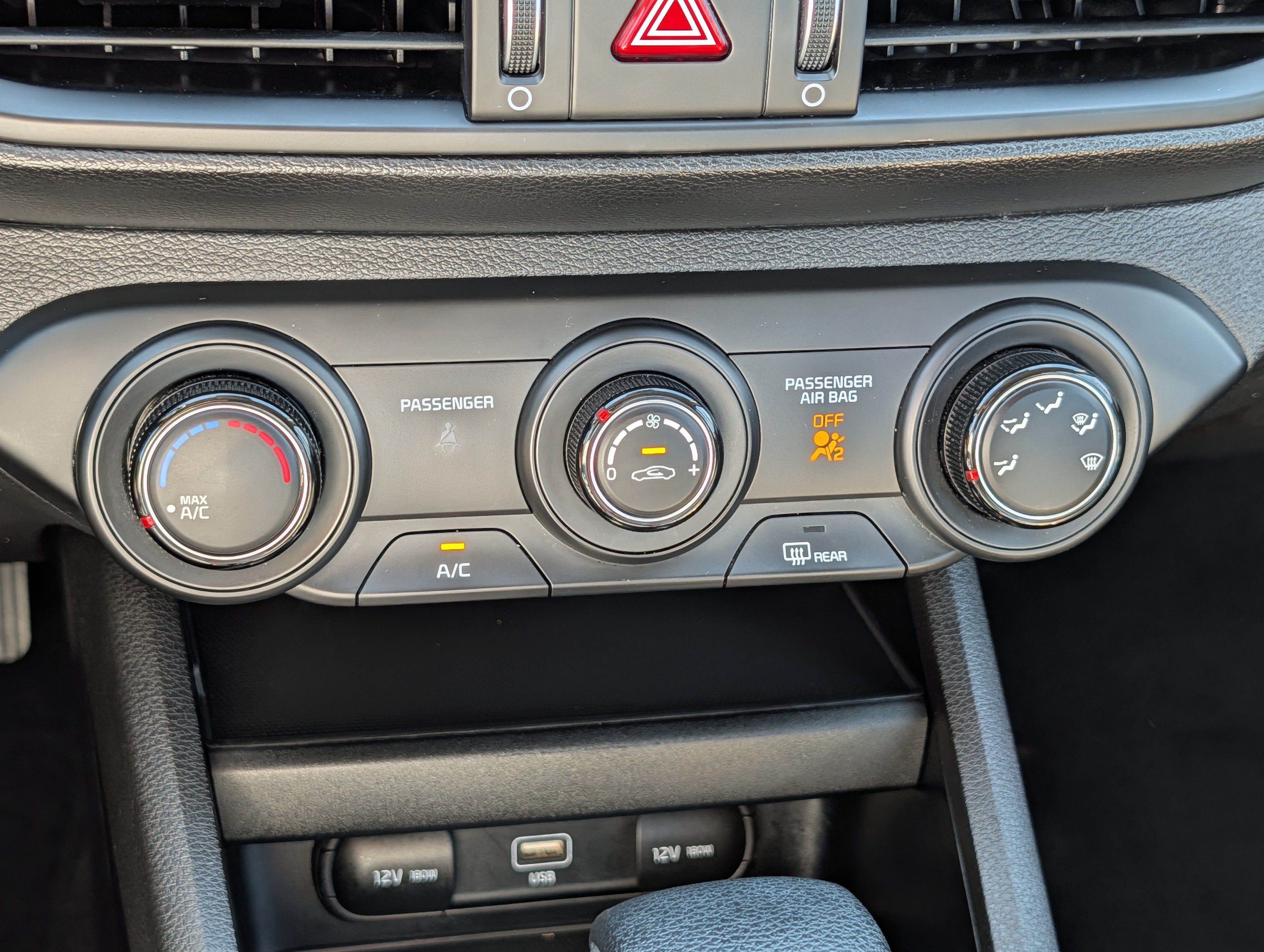 Certified 2023 Kia Forte LXS FWD image 23