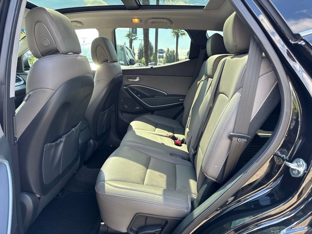 Used 2017 Hyundai Santa Fe Sport w/ Cargo Package AWD/4WD image 6