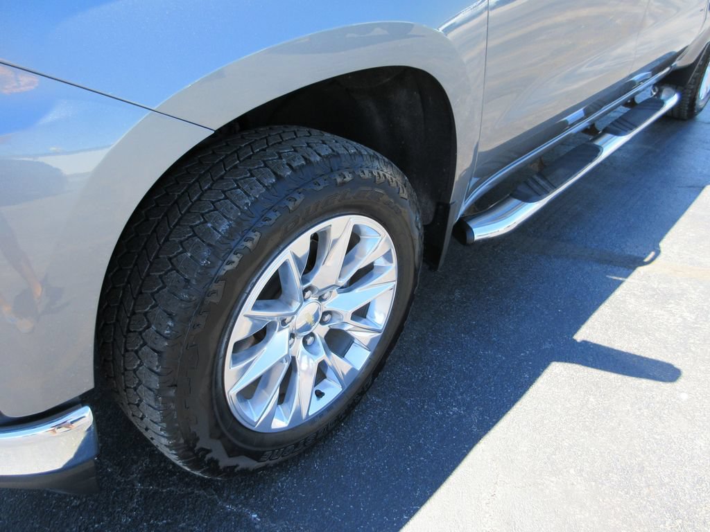 Certified 2021 Chevrolet Silverado 1500 LTZ AWD/4WD image 16