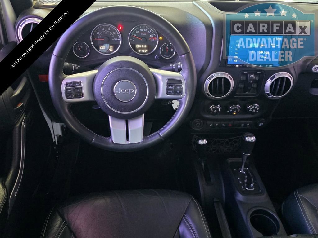 Used 2015 Jeep Wrangler Unlimited Rubicon AWD/4WD image 12