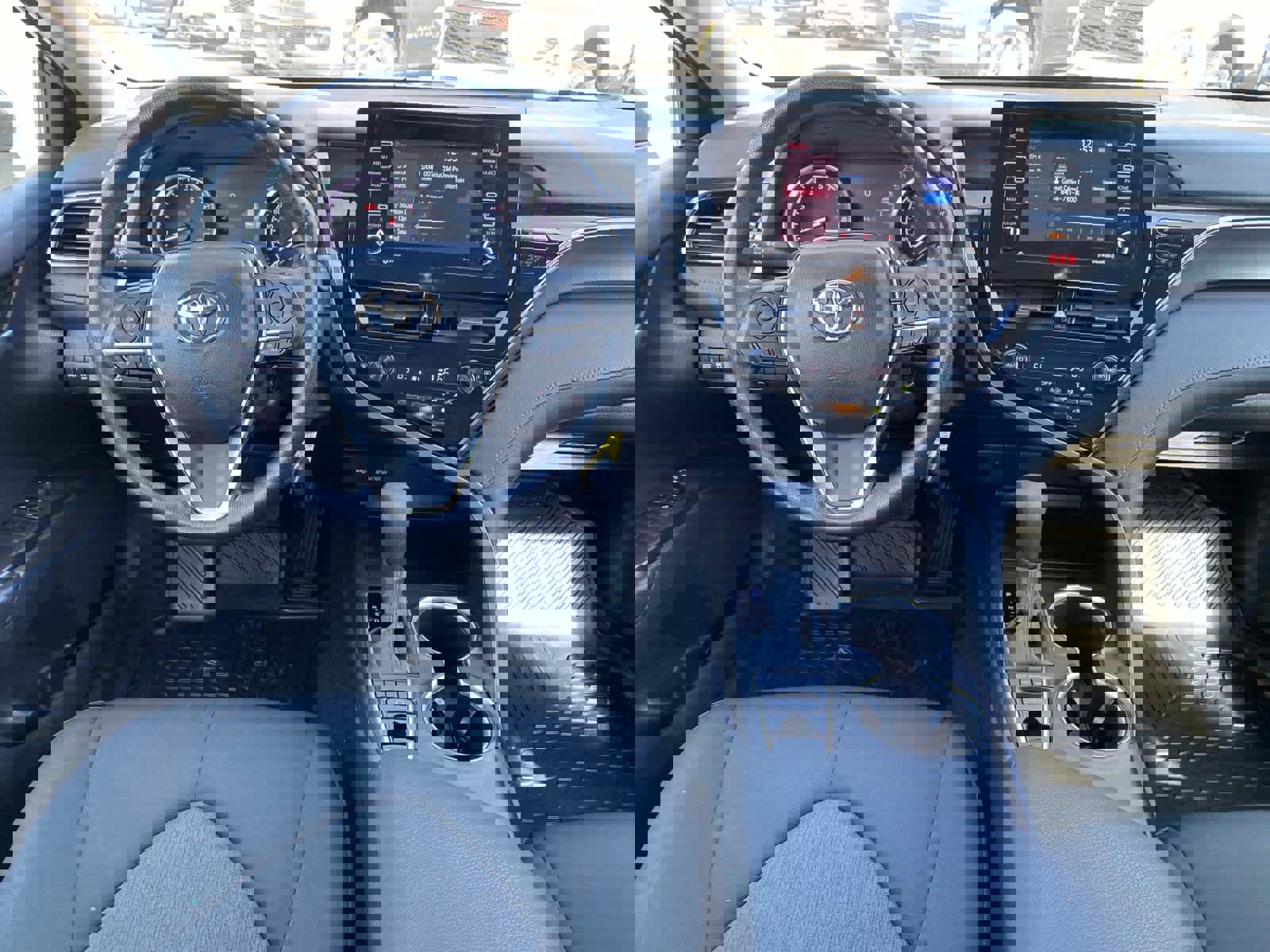 Used 2023 Toyota Camry LE image 9