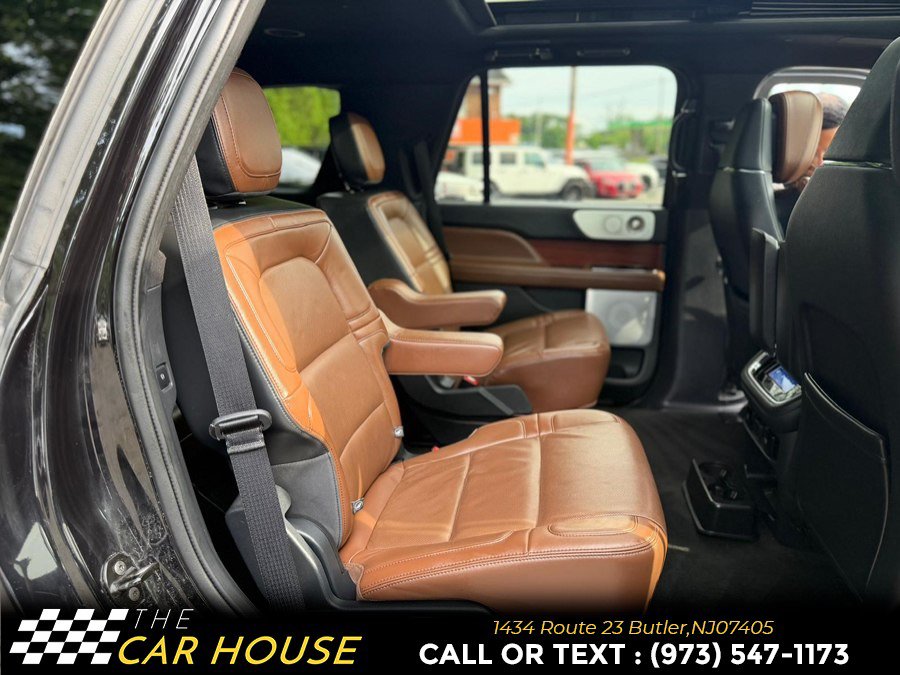 Used 2024 Lincoln Navigator Reserve AWD/4WD image 23