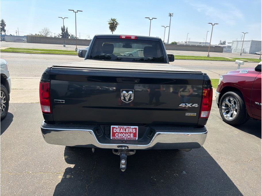 Used 2017 RAM 1500 Classic SLT AWD/4WD image 6