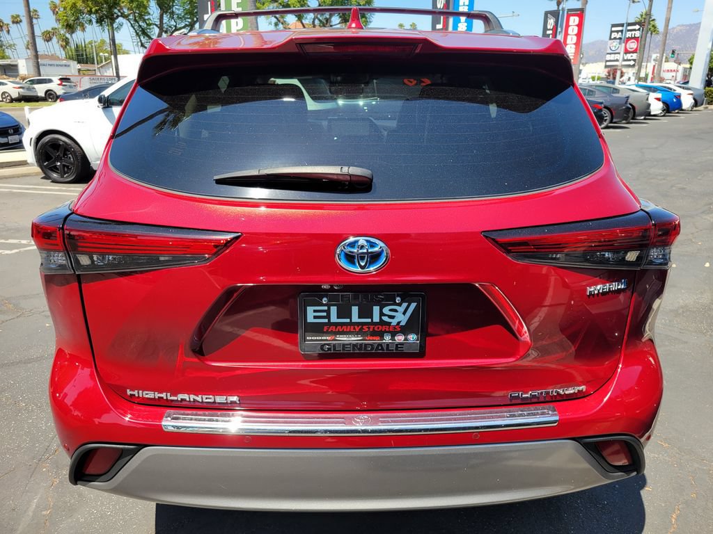 Used 2023 Toyota Highlander Platinum FWD image 31