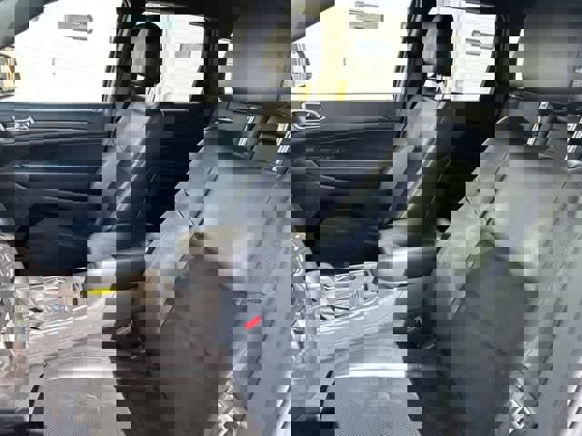 Used 2017 Jeep Grand Cherokee Altitude image 3