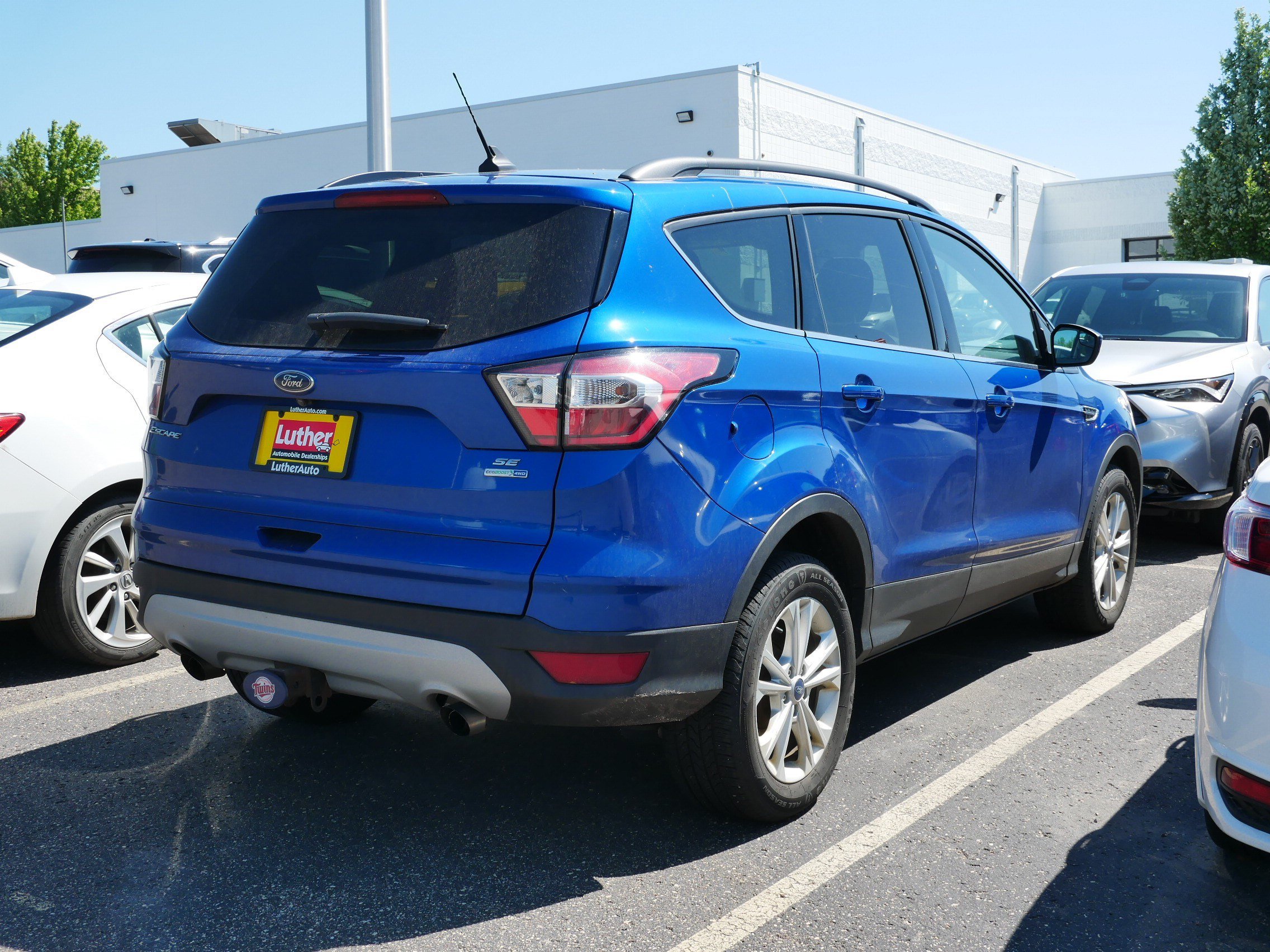 Used 2018 Ford Escape SE w/ SE Sync 3 Package AWD/4WD image 5