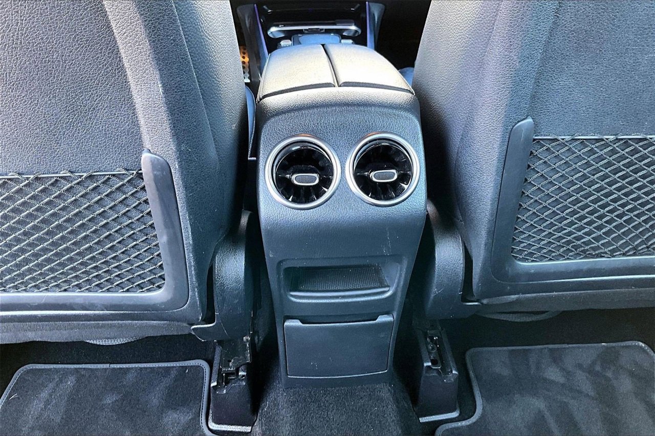 Used 2022 Mercedes-Benz GLB 35 AMG 4MATIC image 15