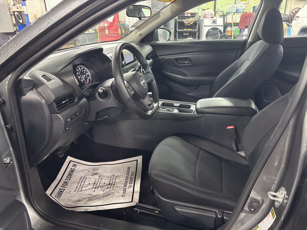 Certified 2025 Nissan Sentra S FWD image 9