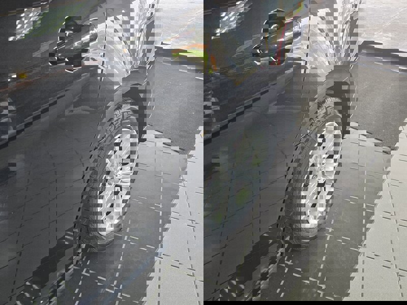 Used 2013 Ford Taurus SEL image 30