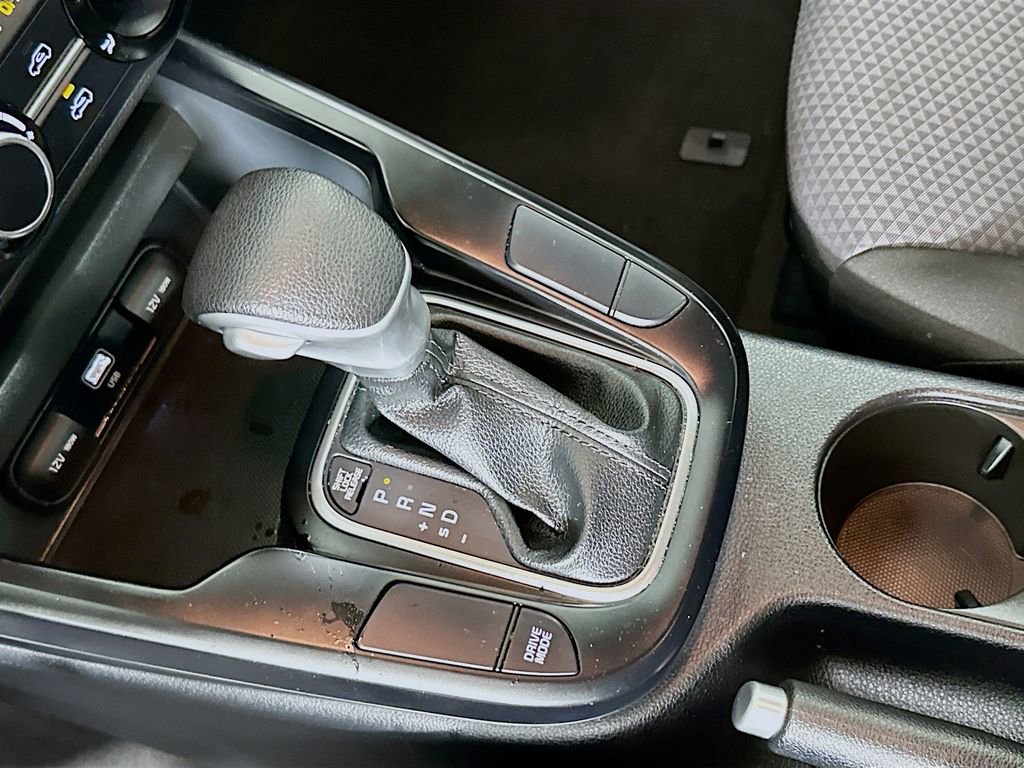 Used 2023 Kia Soul LX w/ Option Group 015 image 17