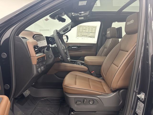 New 2026 Chevrolet Suburban High Country image 25
