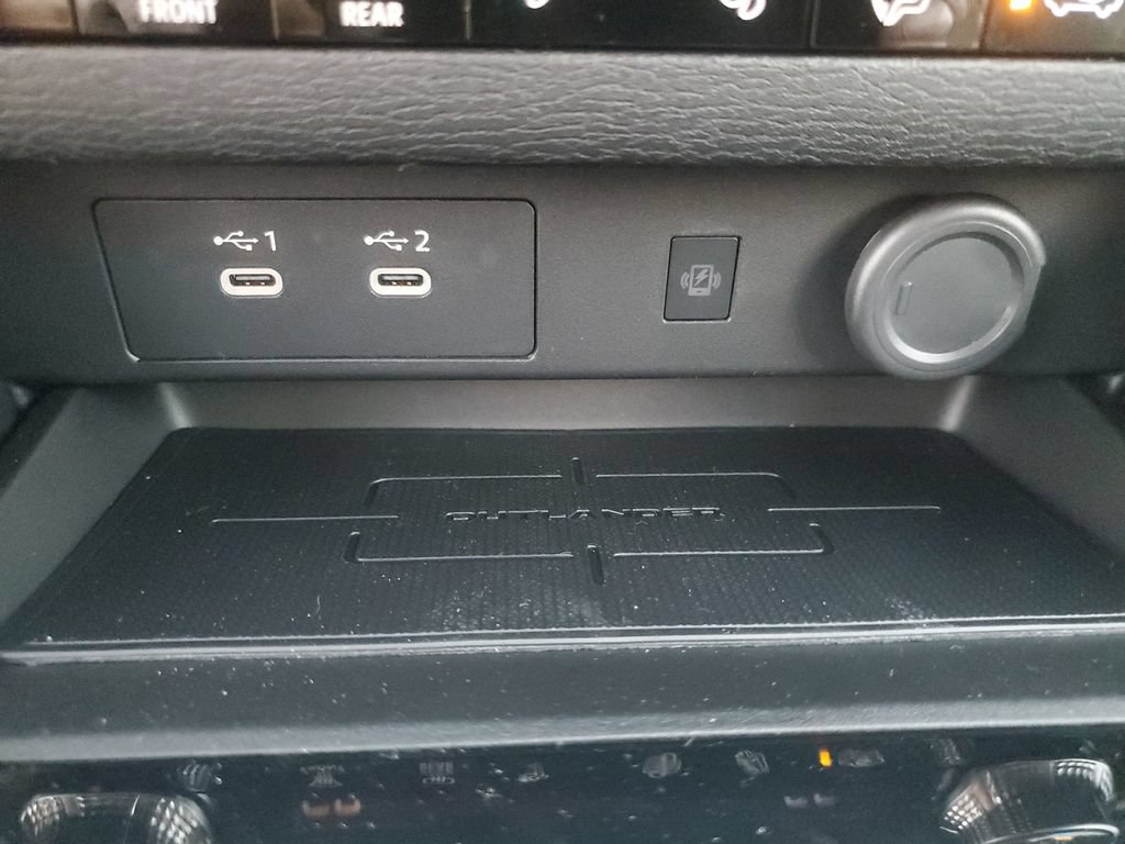 New 2026 Mitsubishi Outlander SE AWD/4WD image 32