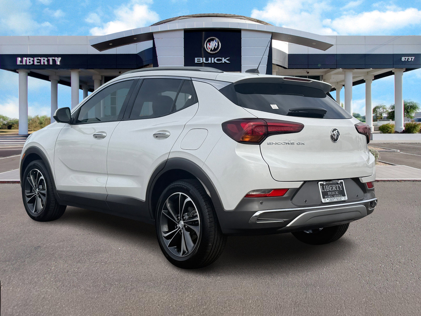 Used 2020 Buick Encore GX Essence w/ Advanced Technology Package image 6