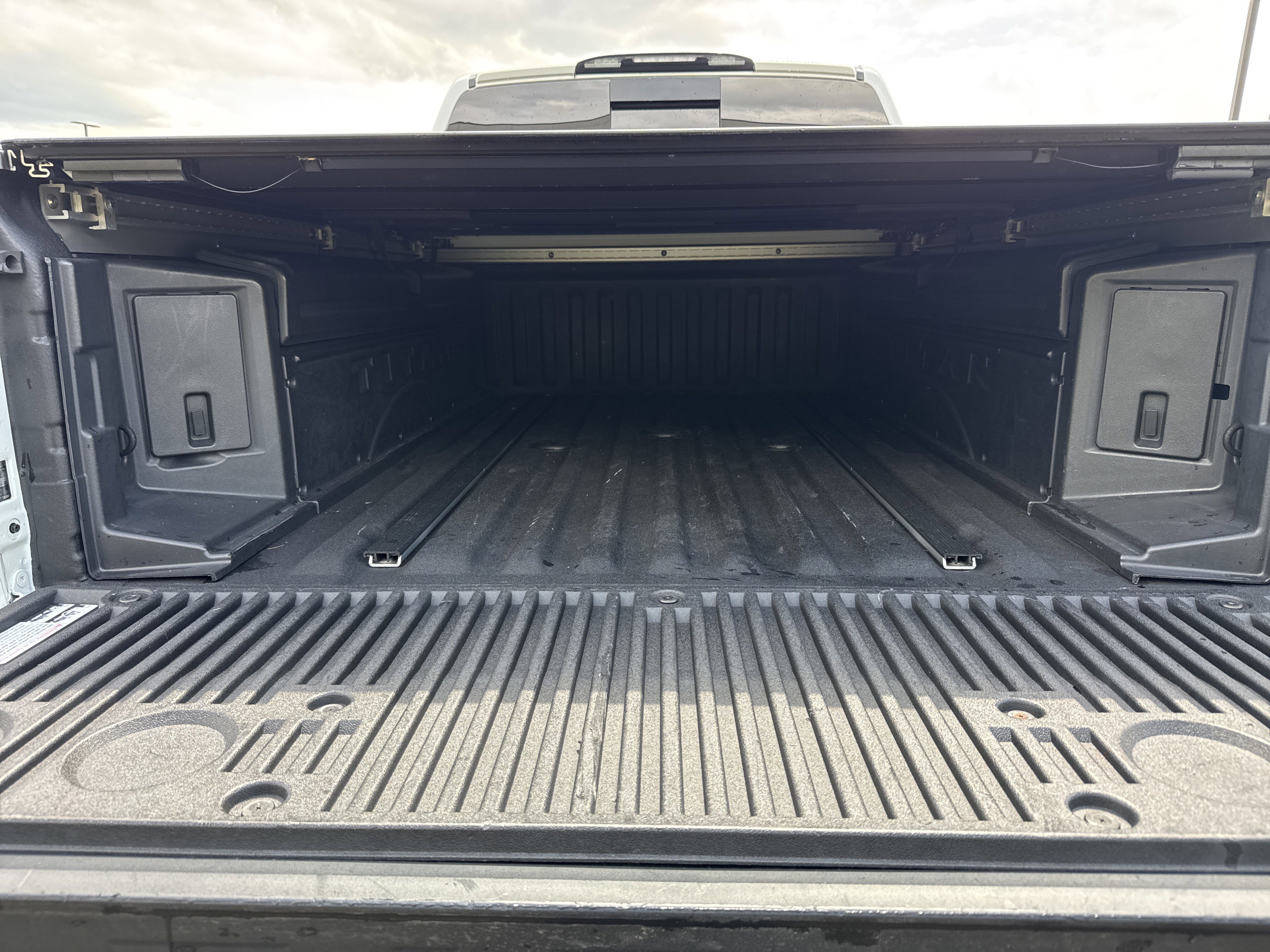 Used 2021 Nissan Titan PRO-4X w/ Pro-4x Convenience Package AWD/4WD image 37