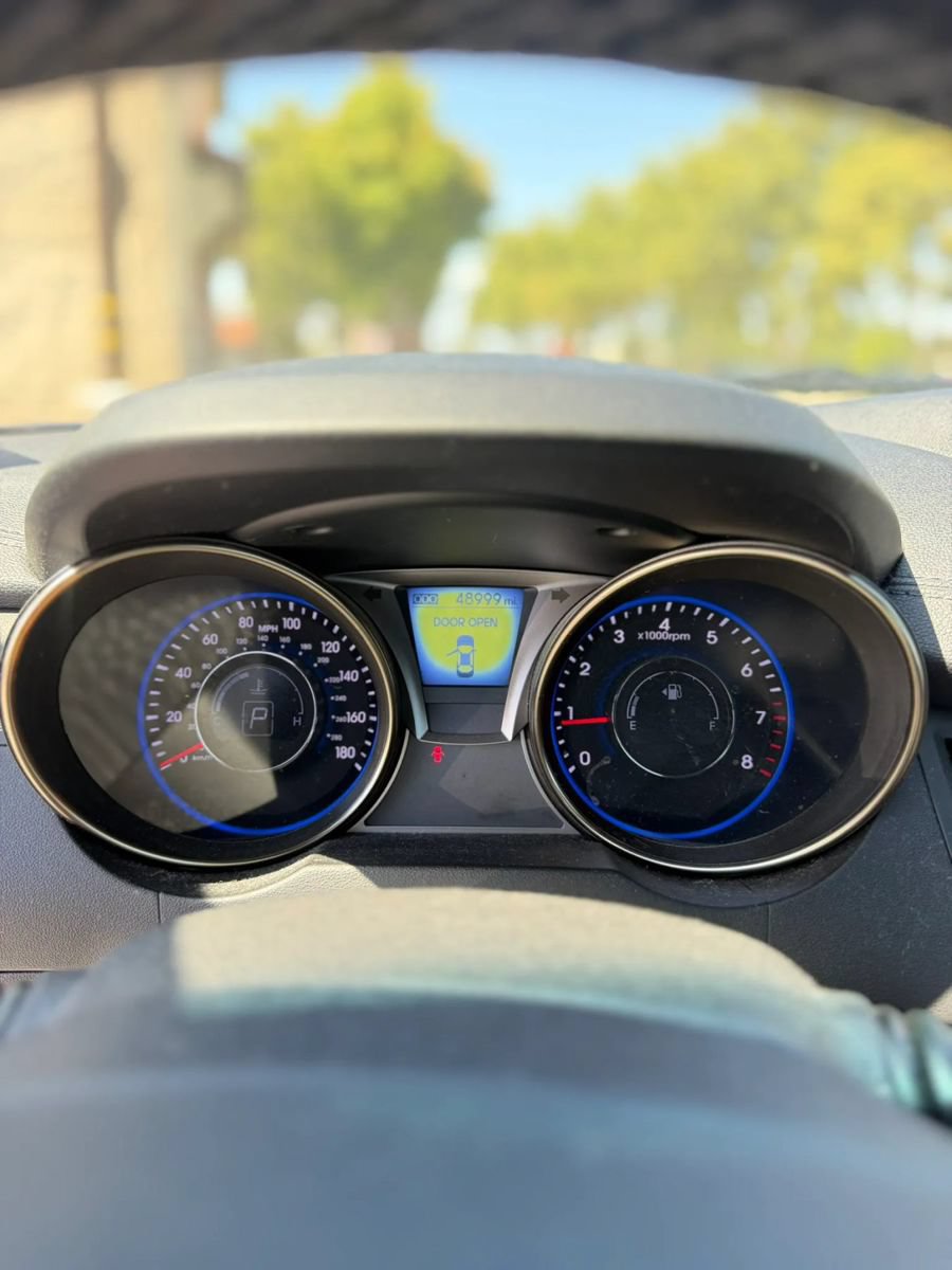 Used 2015 Hyundai Genesis 3.8 RWD image 10