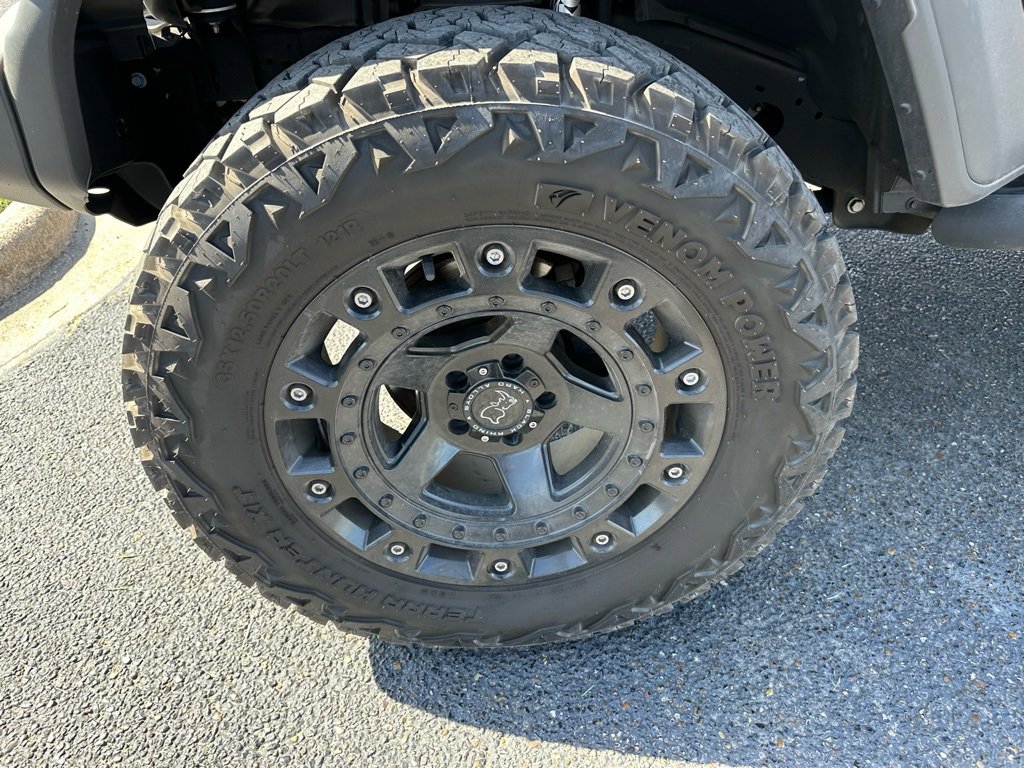 Used 2020 Jeep Gladiator Sport w/ Quick Order Package 24S image 11