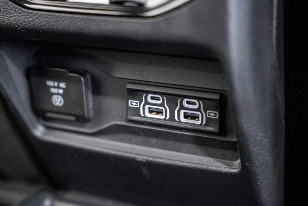 Certified 2024 Jeep Grand Cherokee L Limited w/ Luxury Tech Group II image 37