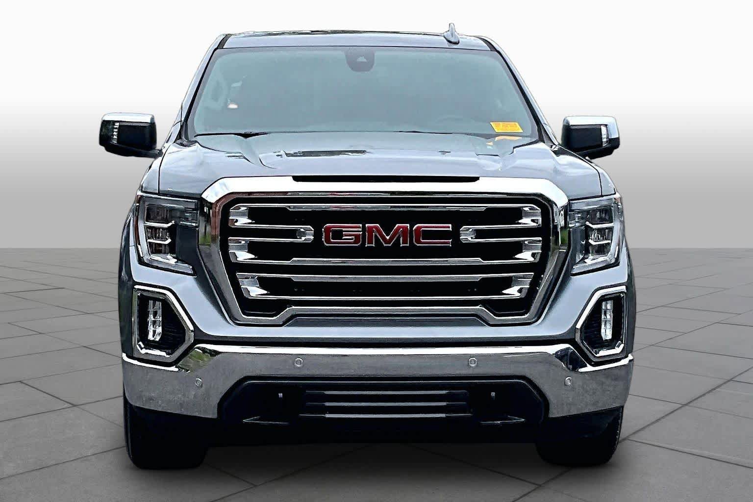 Used 2019 GMC Sierra 1500 SLT w/ SLT Premium Plus Package AWD/4WD image 4