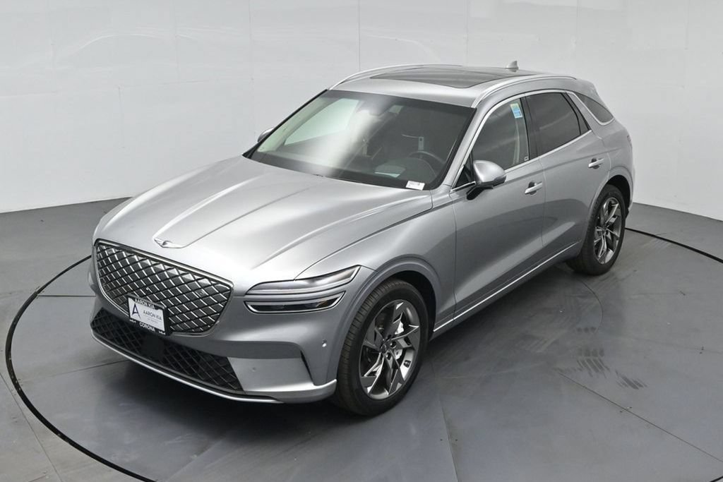 Used 2025 Genesis Electrified GV70 w/ Prestige Package AWD/4WD image 44