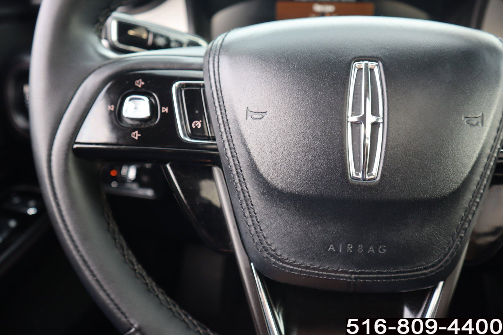 Used 2022 Lincoln Aviator AWD w/ Premium Package image 21