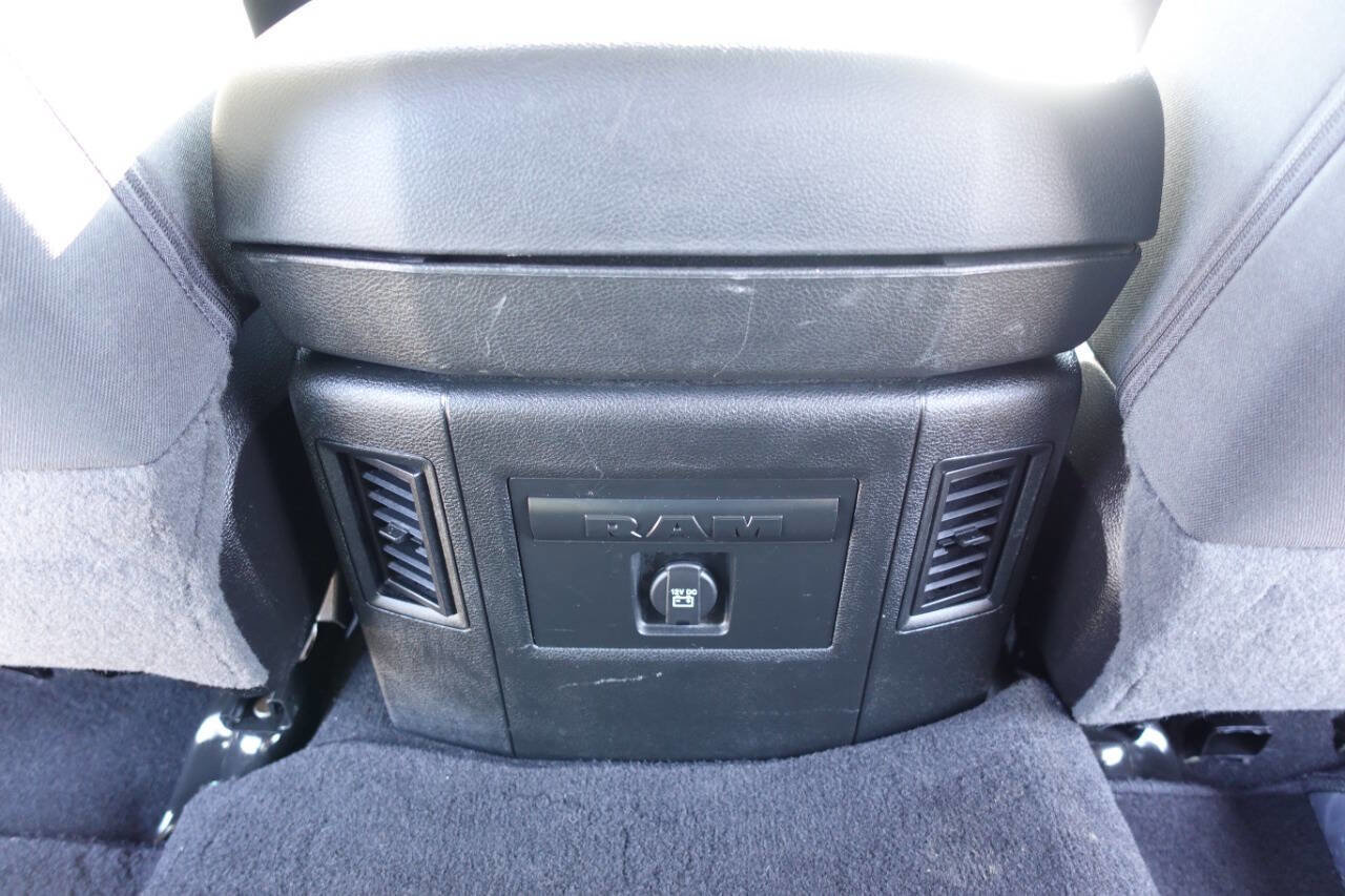 Used 2023 RAM 1500 Express w/ Wheel & Sound Group image 29