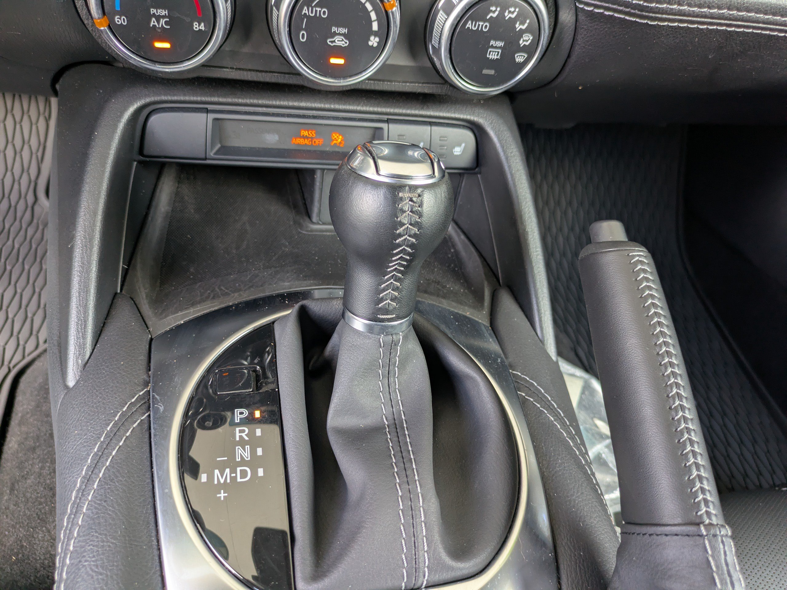 Used 2025 MAZDA MX-5 Miata Grand Touring w/ Weather Package RWD image 19