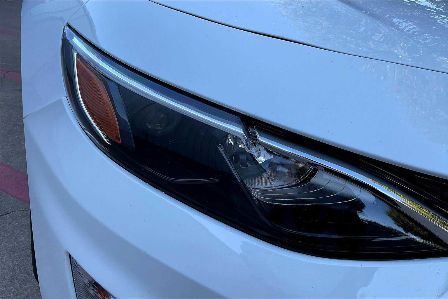 Used 2023 Chevrolet Malibu LS image 24