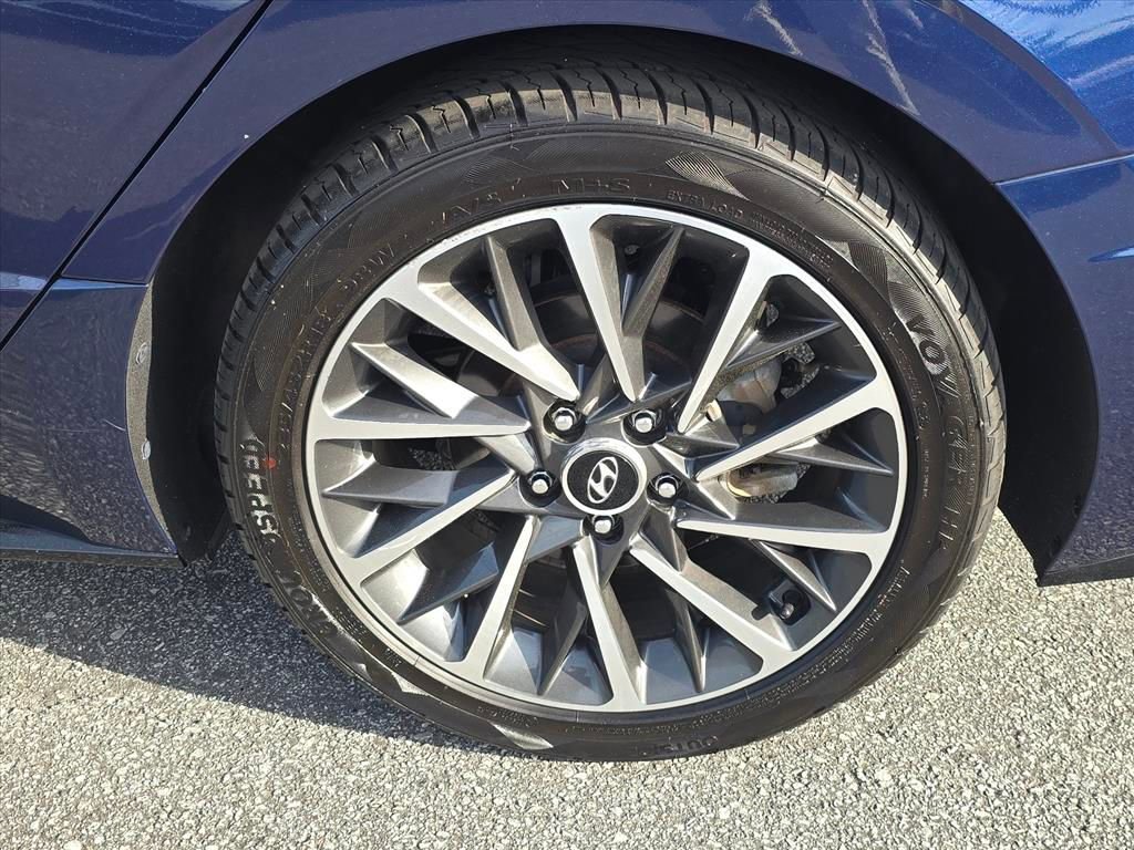 Certified 2021 Hyundai Sonata Limited w/ Cargo Package image 12