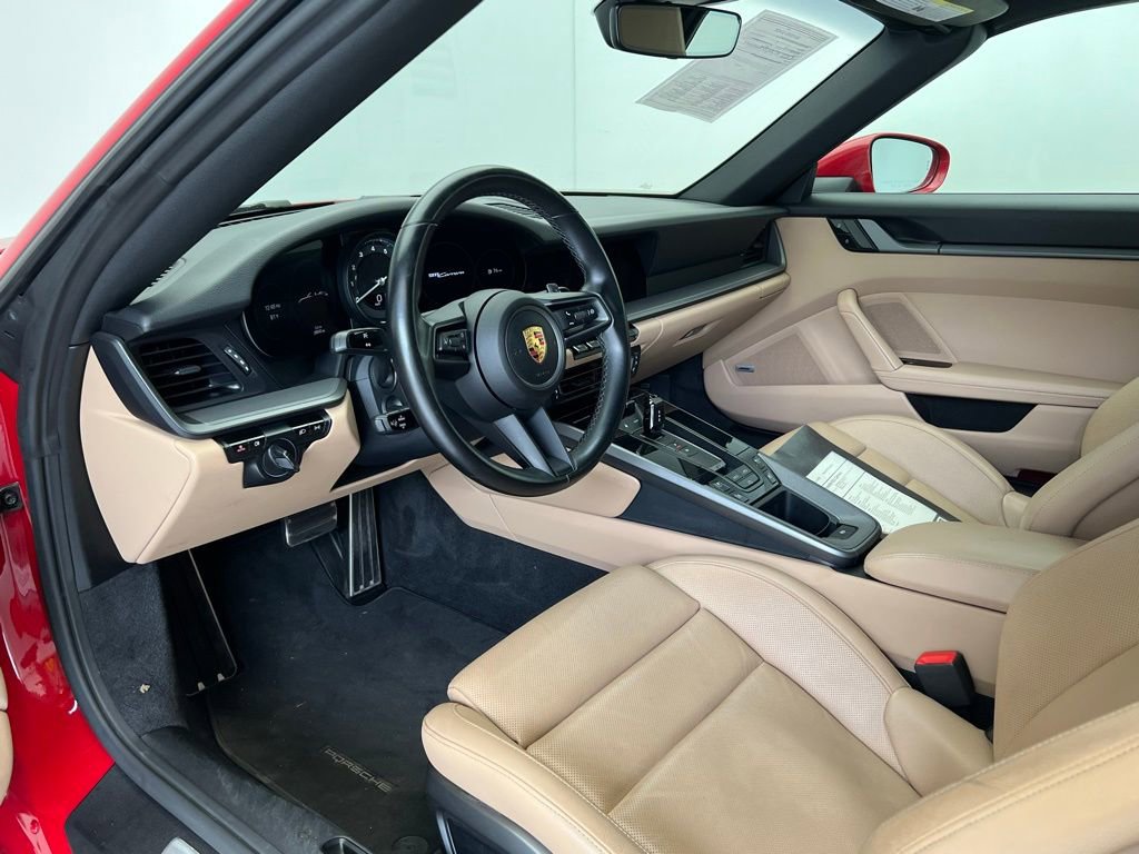 Used 2021 Porsche 911 Carrera image 4