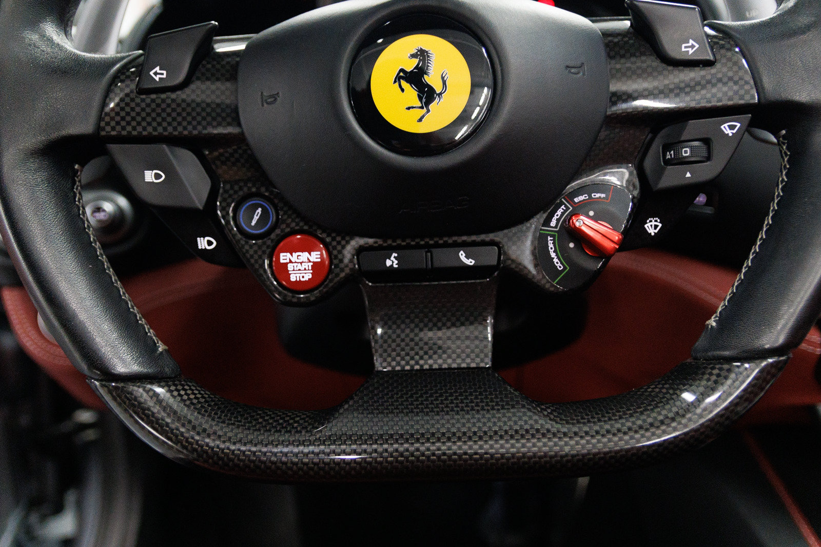 Used 2019 Ferrari Portofino RWD image 36