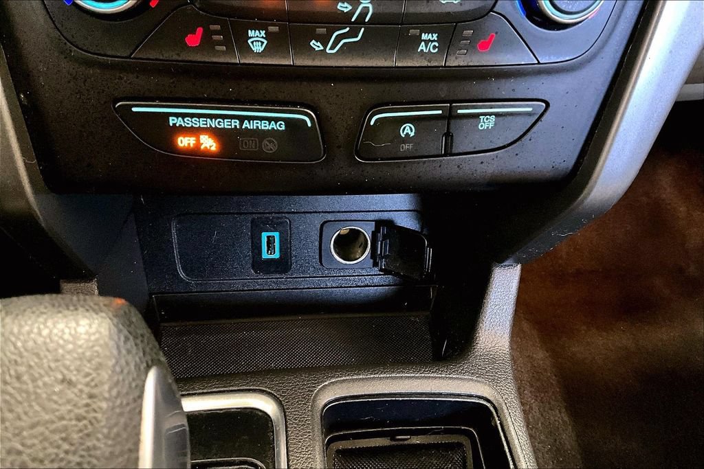Used 2019 Ford Escape SE AWD/4WD image 16