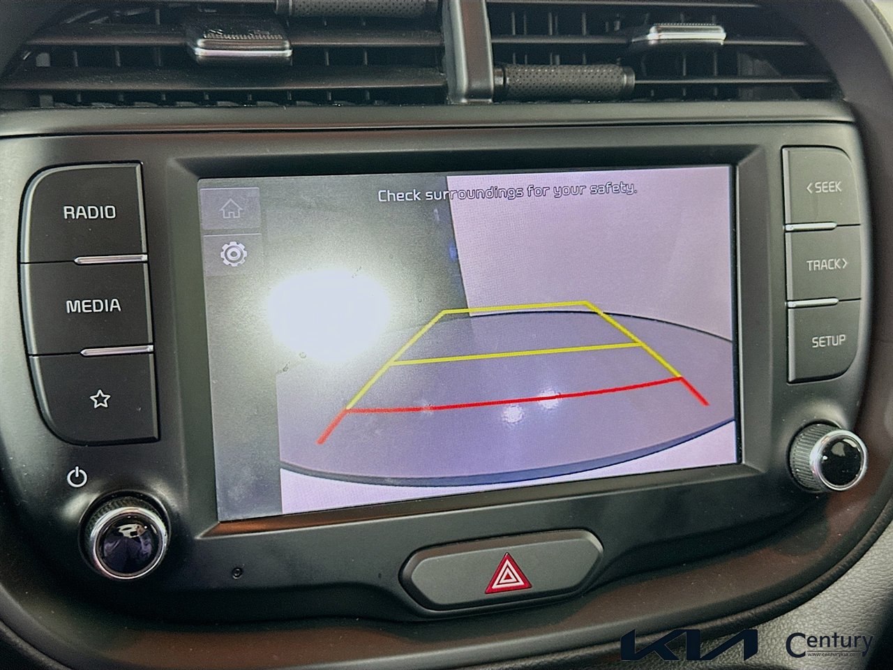 Certified 2023 Kia Soul LX FWD image 13