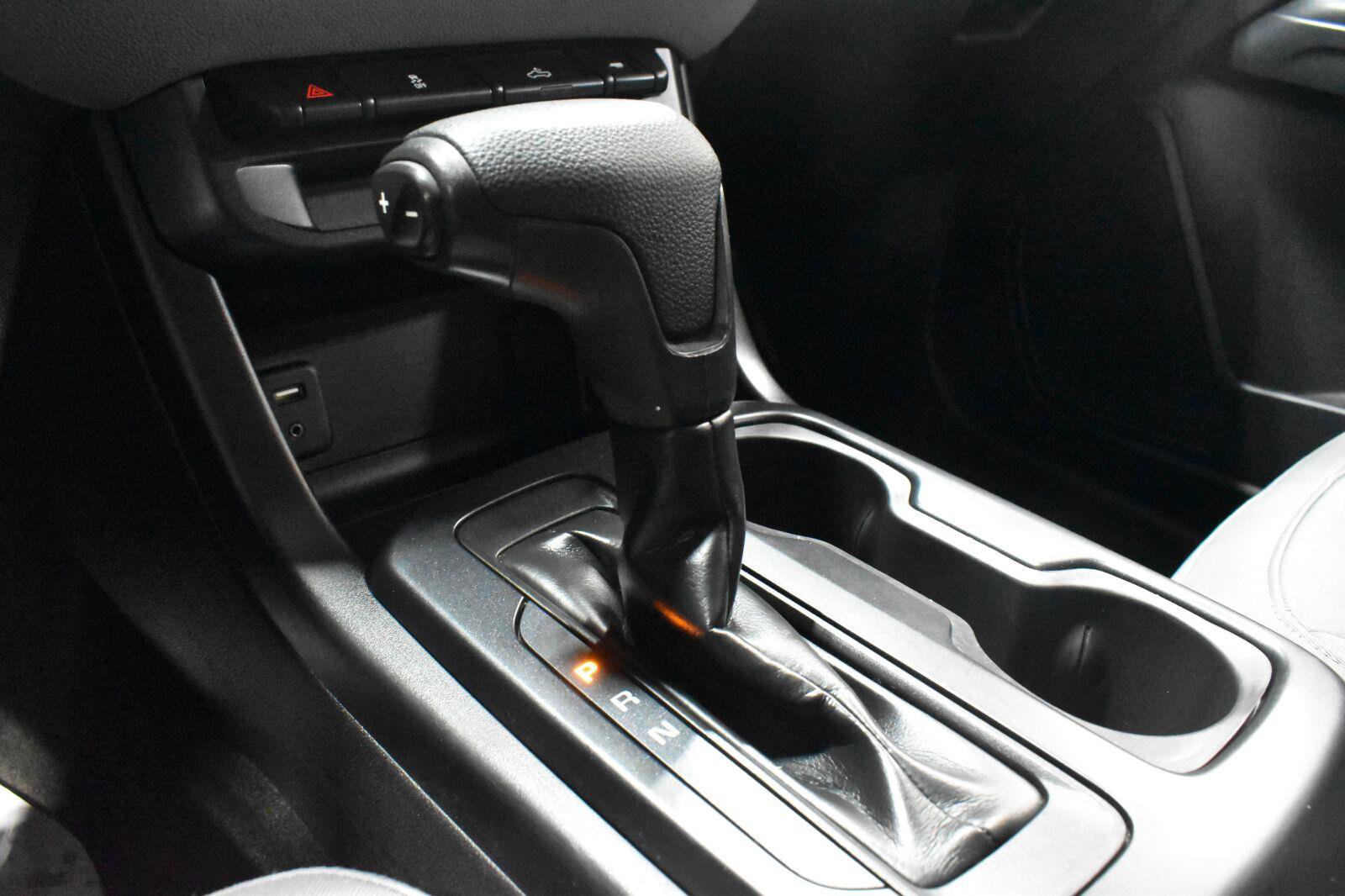 Used 2018 Chevrolet Colorado W/T w/ WT Convenience Package RWD image 17