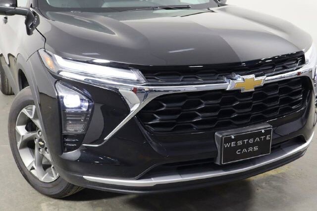 Used 2026 Chevrolet Trax LT FWD image 50