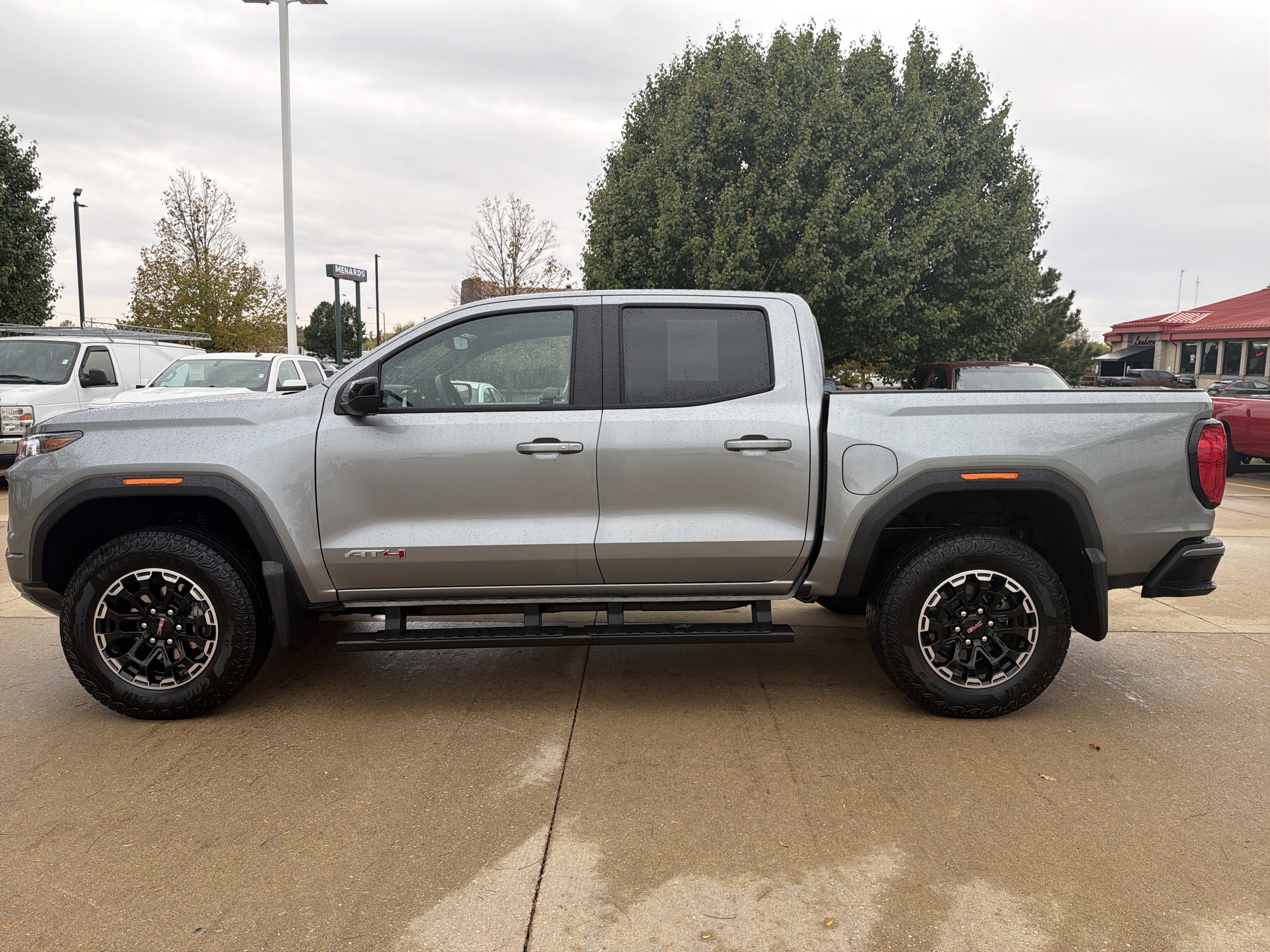 Used 2026 GMC Canyon AT4 w/ Technology Plus Package image 8