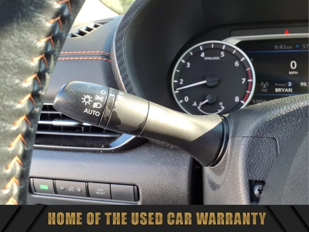 Used 2022 Nissan Sentra SR w/ SR Premium Package FWD image 23