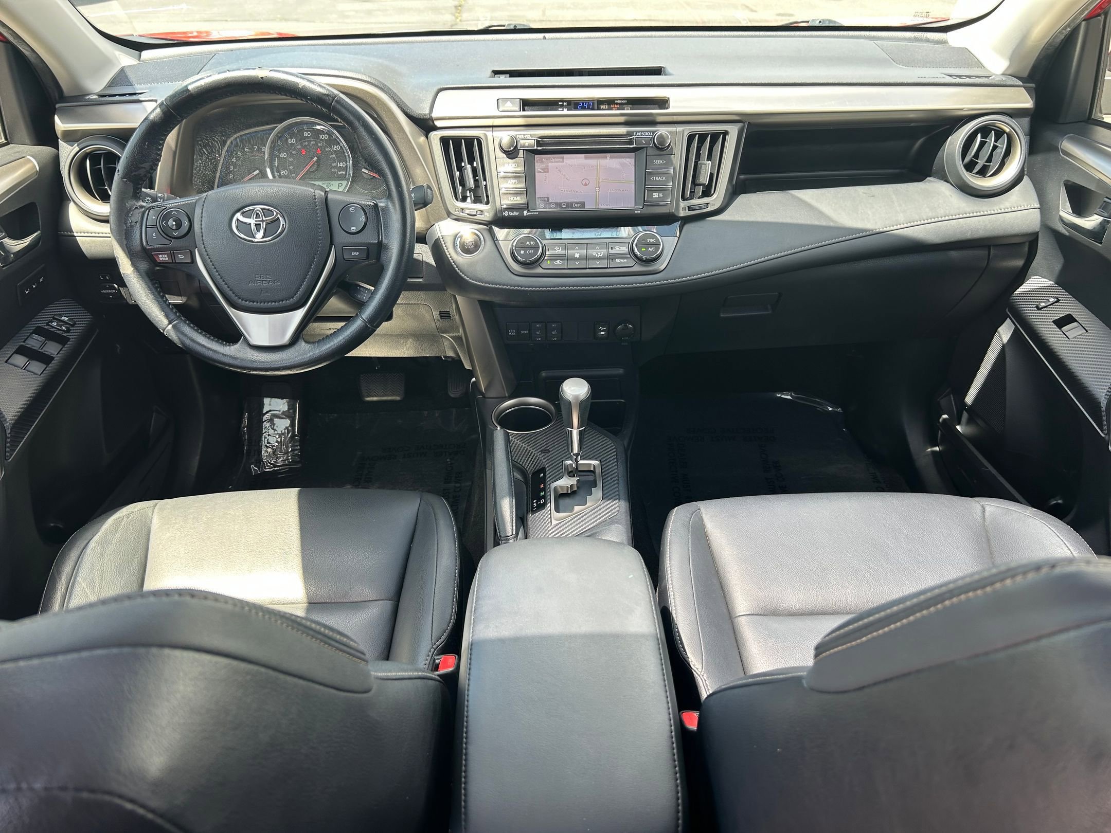 Used 2015 Toyota RAV4 Limited AWD/4WD image 24