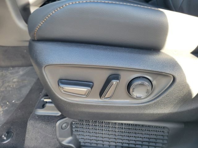 New 2026 Toyota Sienna XLE Woodland Edition AWD/4WD image 16