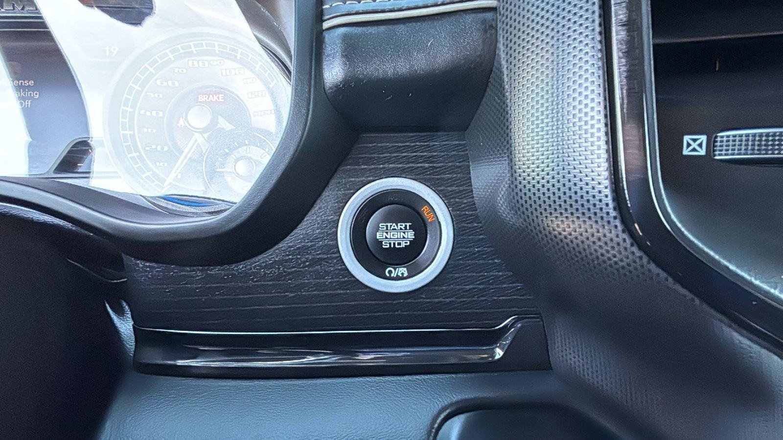 Used 2022 RAM 1500 Limited w/ Body Color Bumper Group image 9