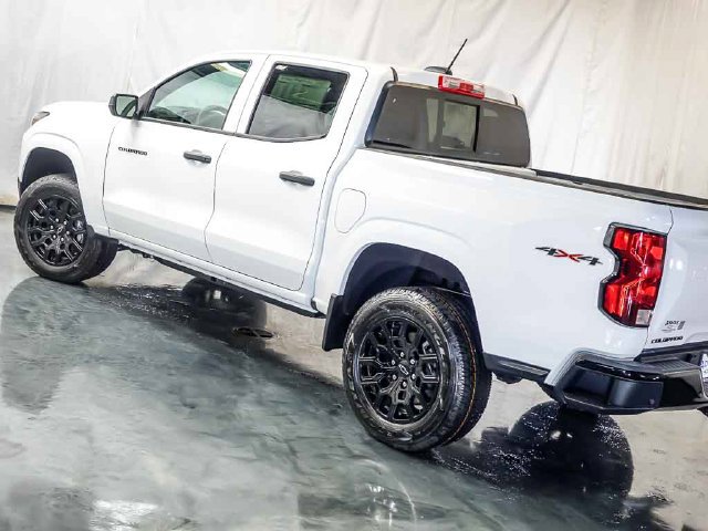 New 2026 Chevrolet Colorado W/T w/ WT Custom Package AWD/4WD image 11