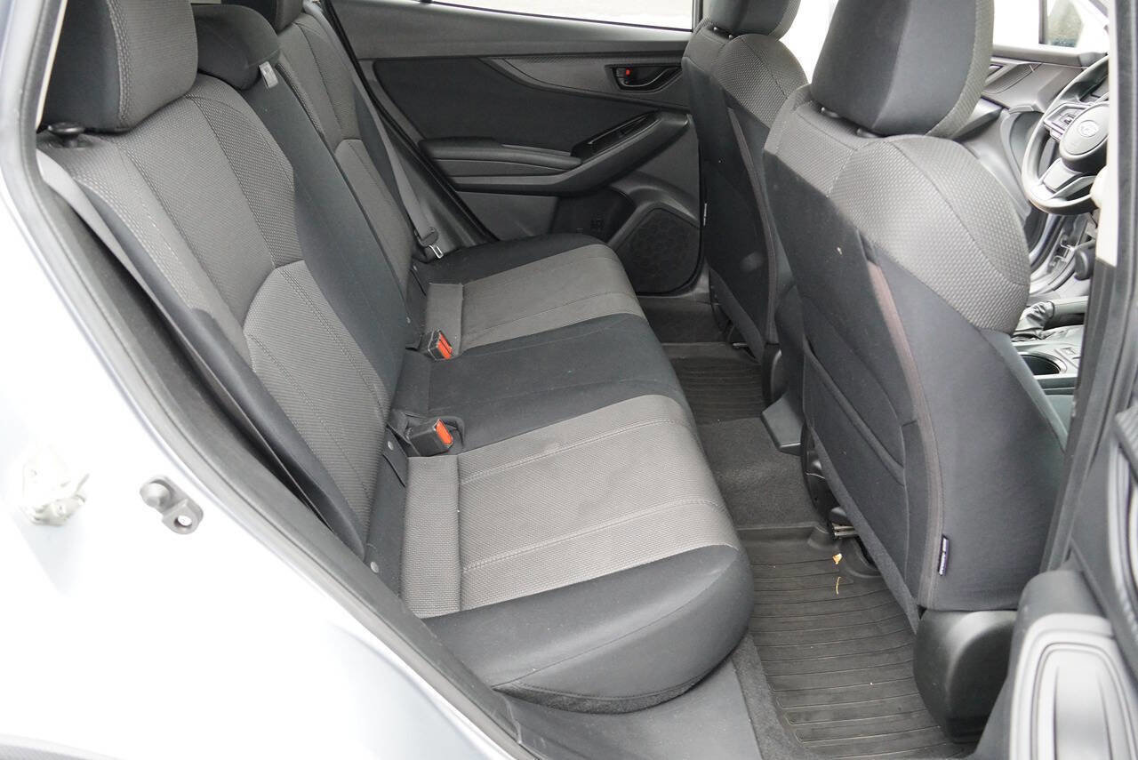 Used 2019 Subaru Crosstrek 2.0i w/ Eyesight System image 17